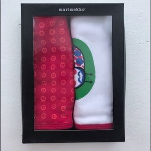 Marimeko Newborn baby bibs